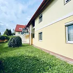Anna's Residency - Prestige Balatonkenese