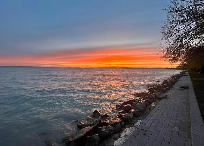 Anna's Residency - Prestige Balatonkenese